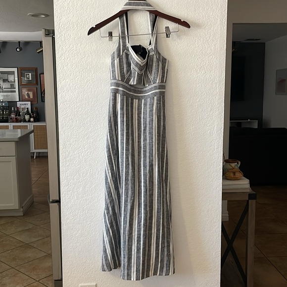 BCBG NWT linen striped halter dress. - Picture 2 of 5